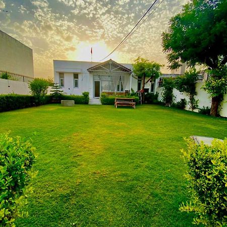 Solanki Farms & Pool Villa Garden Fully Private Джайпур Екстериор снимка