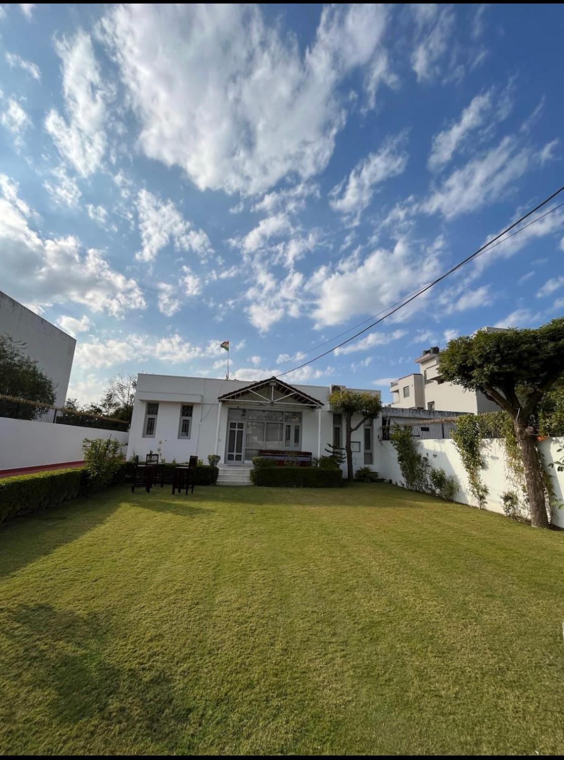 Solanki Farms & Pool Villa Garden Fully Private Джайпур Екстериор снимка