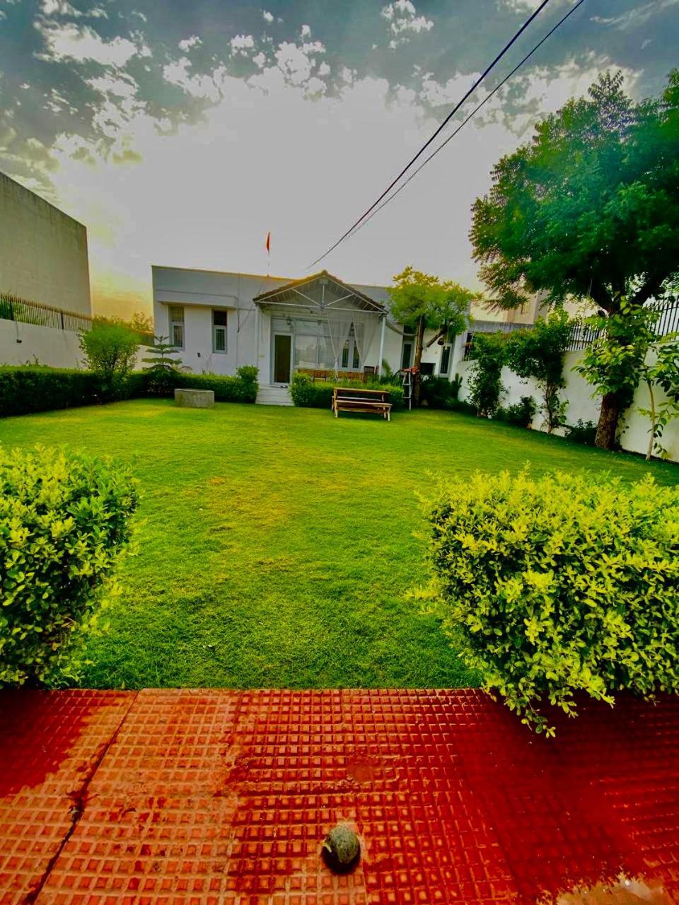 Solanki Farms & Pool Villa Garden Fully Private Джайпур Екстериор снимка